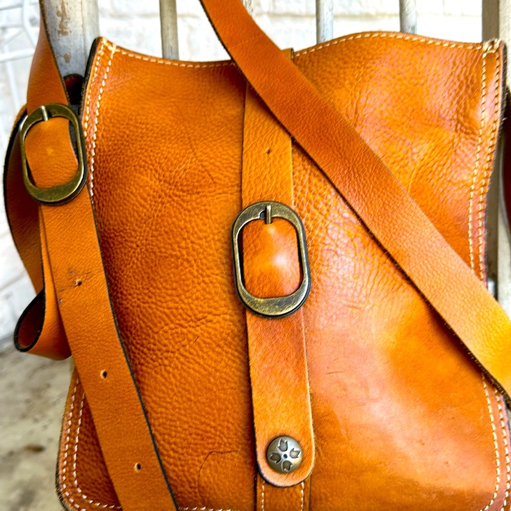 Patricia Nash Cognac Brown Leather Crossbody Bag - Picture 2 of 9